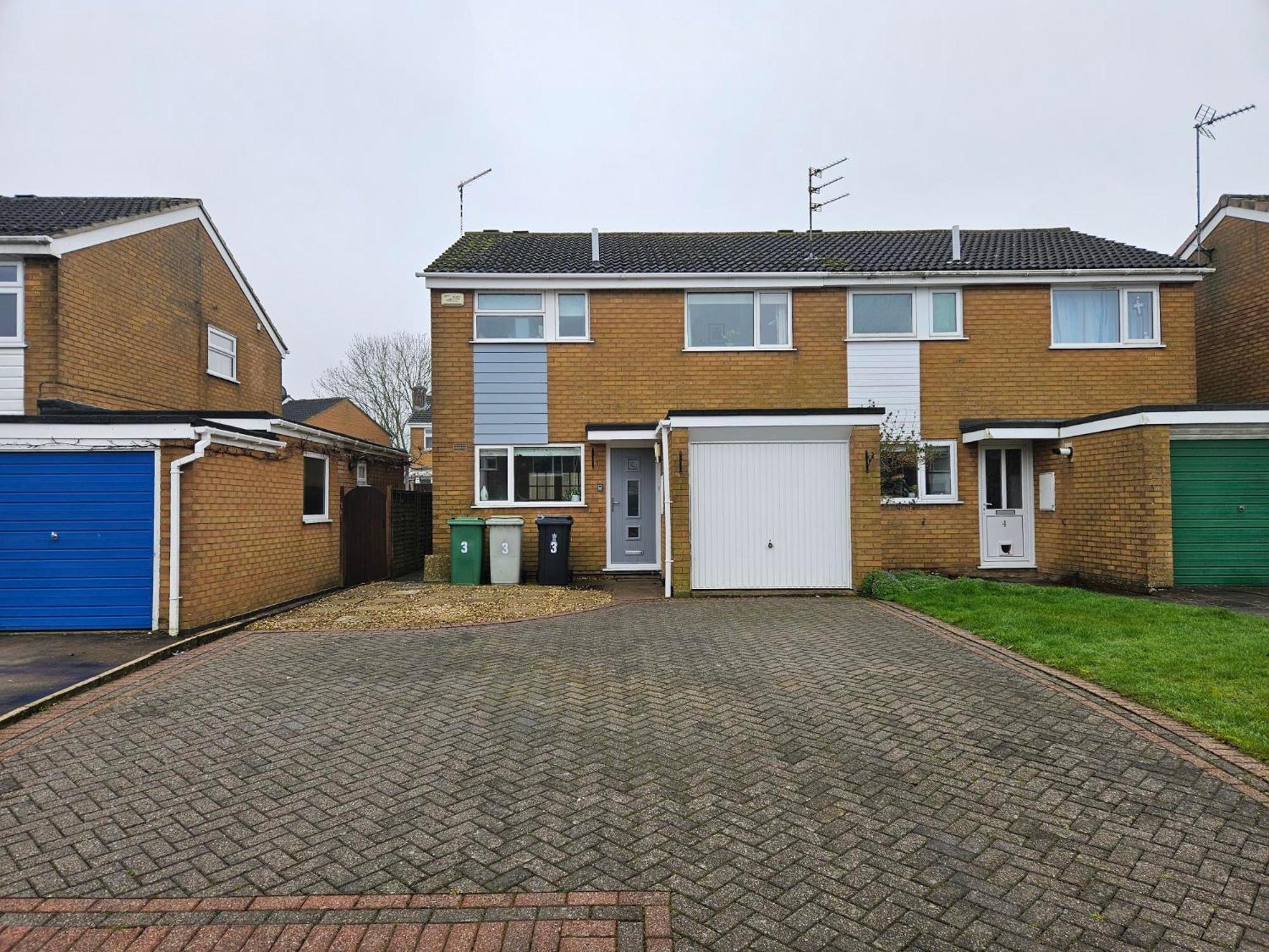 3 Severn Close Contractor In Near Rutland Water * Oakham