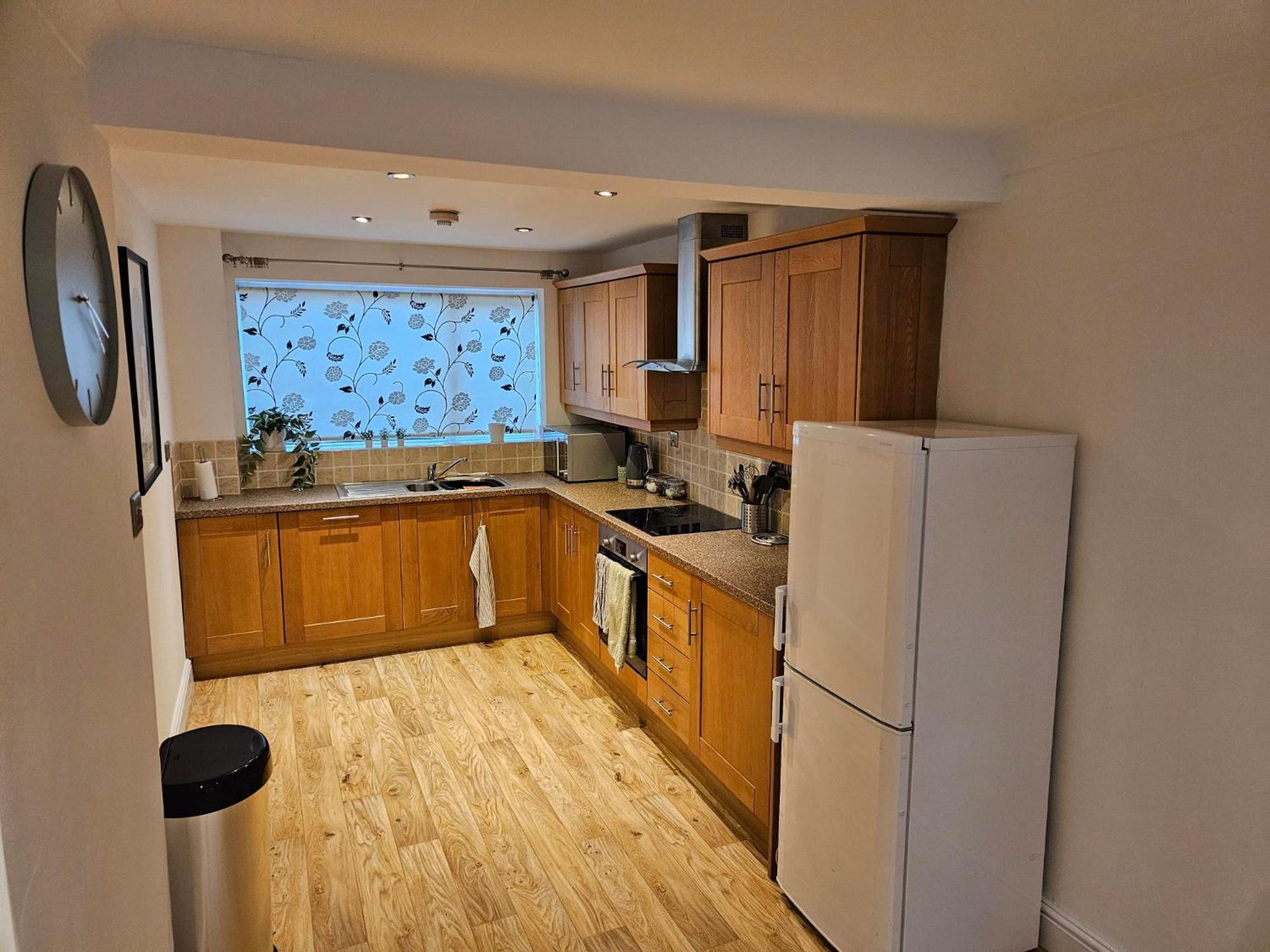 3 Severn Close Contractor In Near Rutland Water *