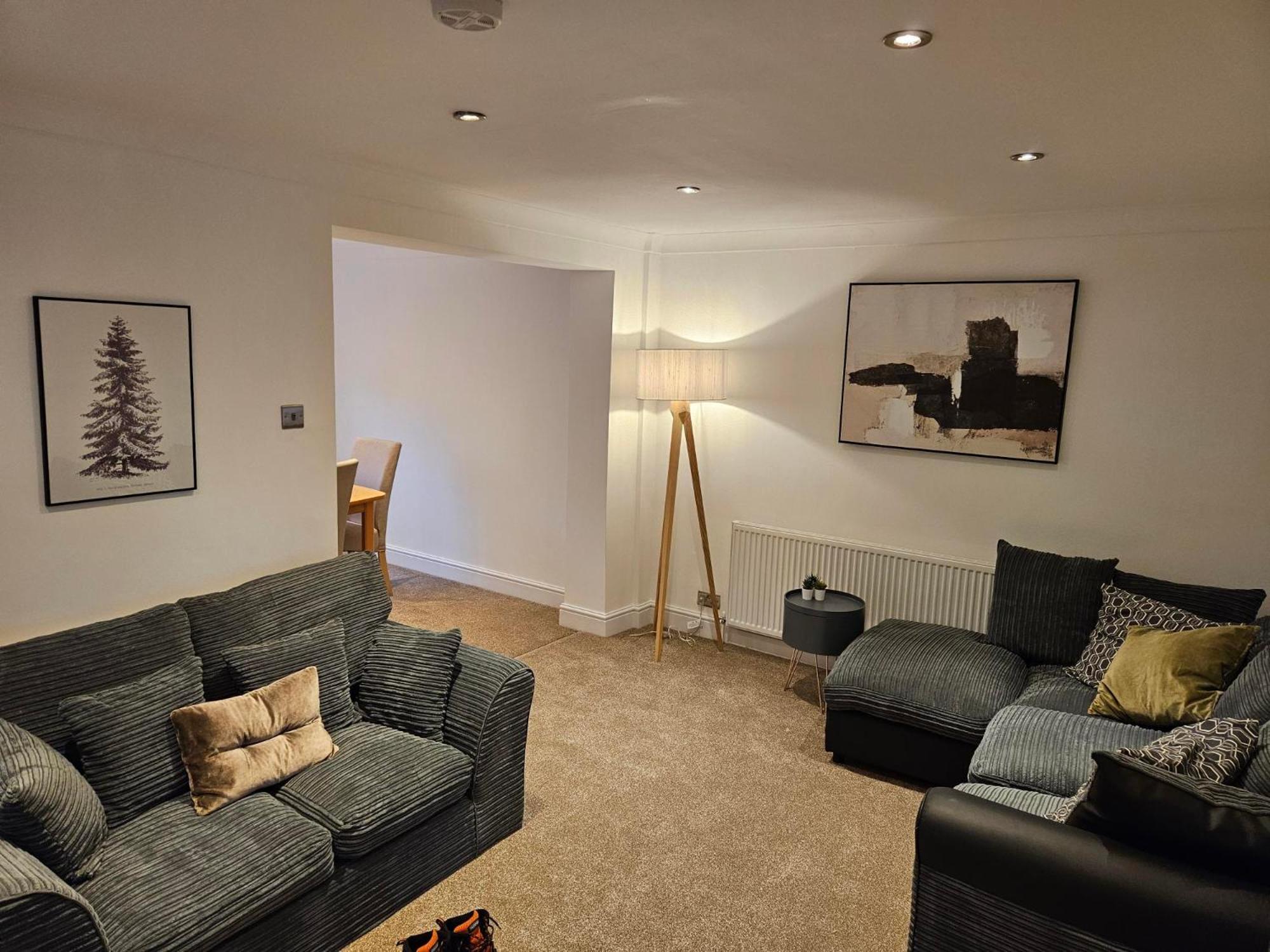 3 Severn Close Contractor In Near Rutland Water